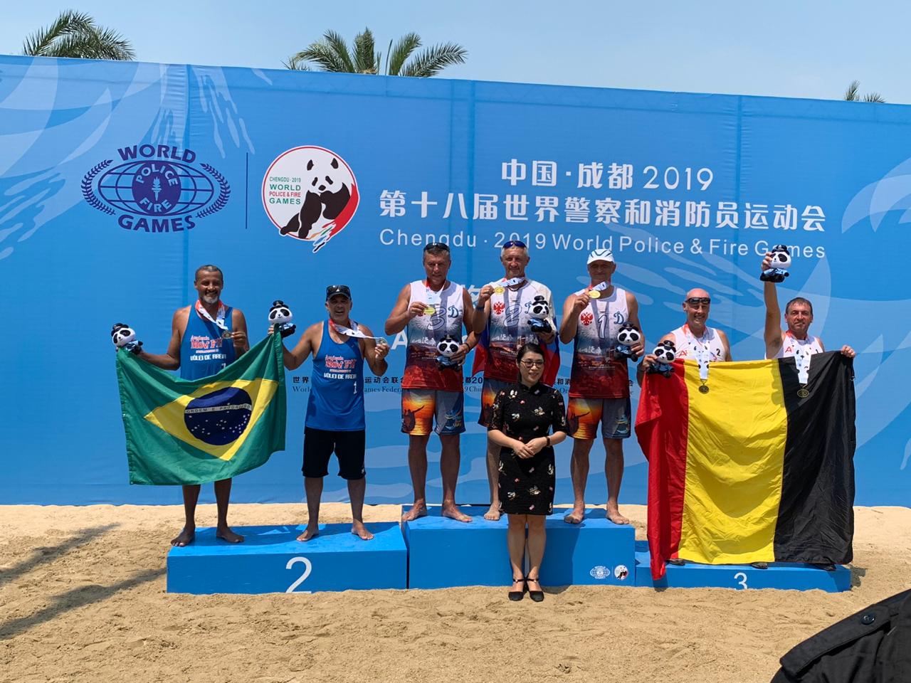 Equipe Brasileira de vôlei de areia conquista medalha de prata no WPFG