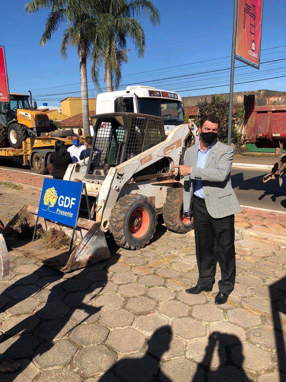 Morador de Brazlândia, o deputado Iolando participa de aniversário da cidade