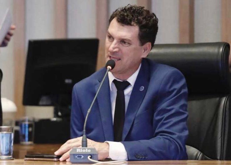 Aprovada Lei do deputado Iolando que  cria o Estatuto da Pessoa com Deficiência no DF