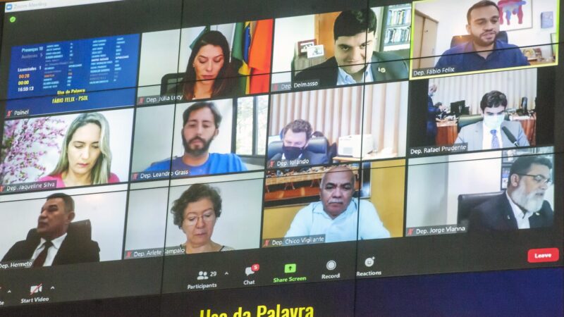 Uso do Cartão Material Escolar para compra de alimentos é debatido em plenário