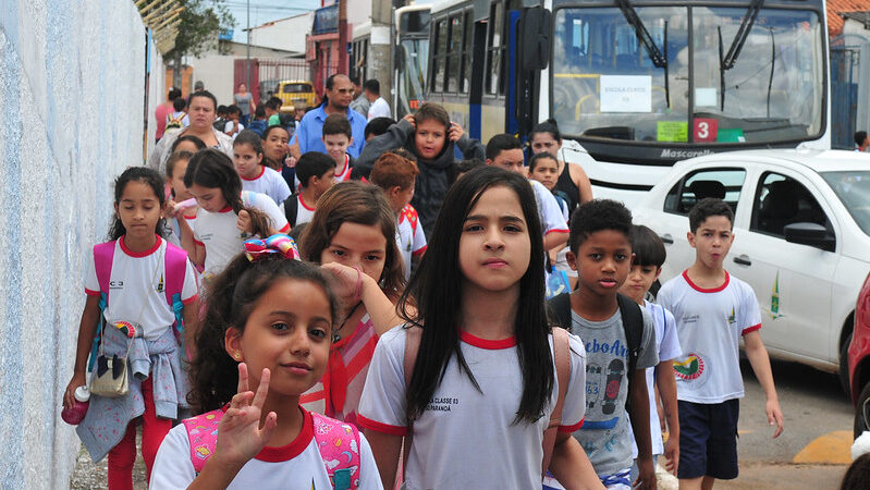 CESC aprova acompanhamento pedagógico a pais de crianças e adolescentes