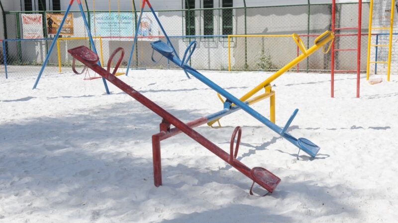 Começam as reformas em parquinhos da Candangolândia