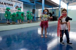 Comunidade escolar comemora novo espaço recreativo na EC 41, de Taguatinga