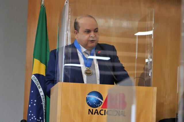 OAB Nacional concede honraria ao governador Ibaneis Rocha