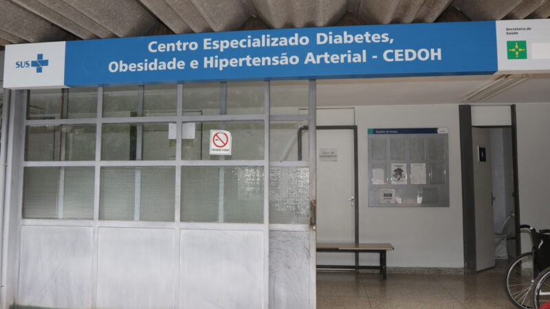 Atendimento especializado para casos de obesidade