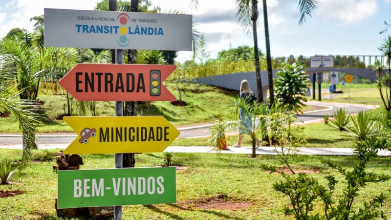 Campanha incentiva educação no trânsito na volta às aulas