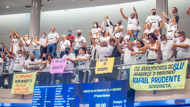 Câmara aprova reformulação de carreira dos servidores do SLU