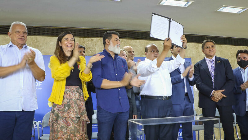 Auditores-fiscais, inspetores do DFLegal e agentes de fiscalização do Procon-DF ganham reajuste na indenização de transporte