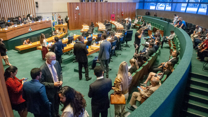 GDF pode deixar de acionar Justiça para cobrar dívidas de até R$ 30,4 mil