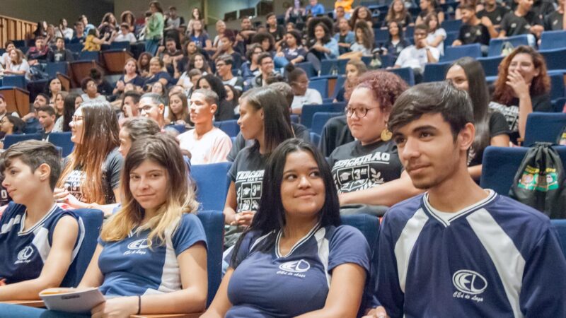 CLDF espera receber mais de 5 mil alunos no programa Conhecendo o Parlamento 2022