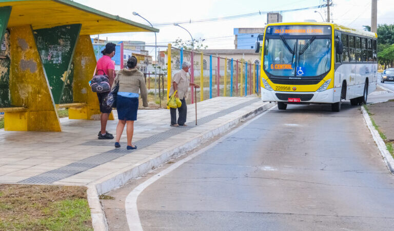 Lançado novo cartão de mobilidade para idosos