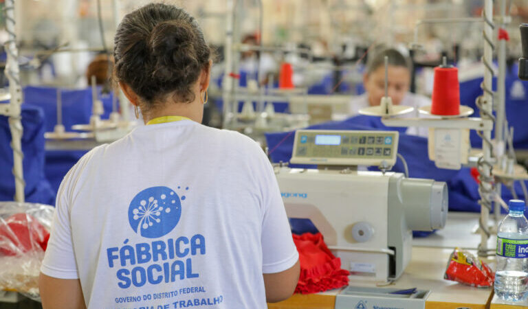 Fábrica Social abre 250 vagas para curso gratuito de corte e costura